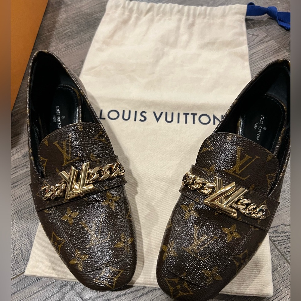 Louis Vuitton Monogram canvas Case Loafers